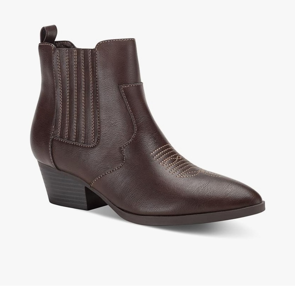 Brown boots, Western style brown pointed toe booties, Casual boots